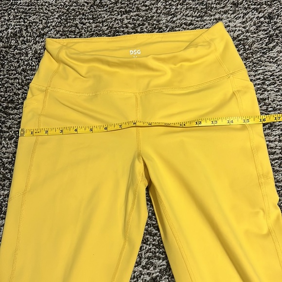 DSG size M legging bundle! Bright purple and lemon yellow. WITH POCKETS! - Picture 14 of 16